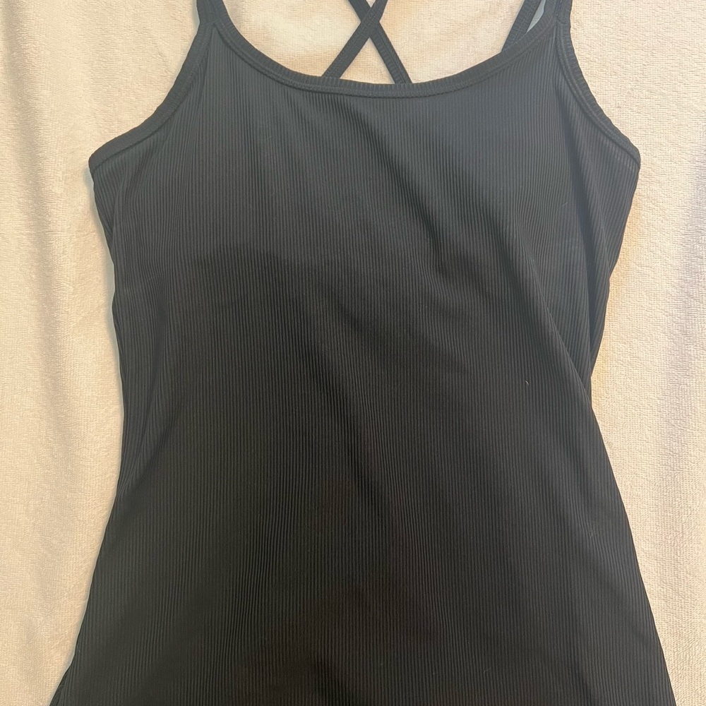 All in Motion Black Fitted Sleeveless Tank Top